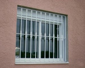 Reja con macollas y pletina